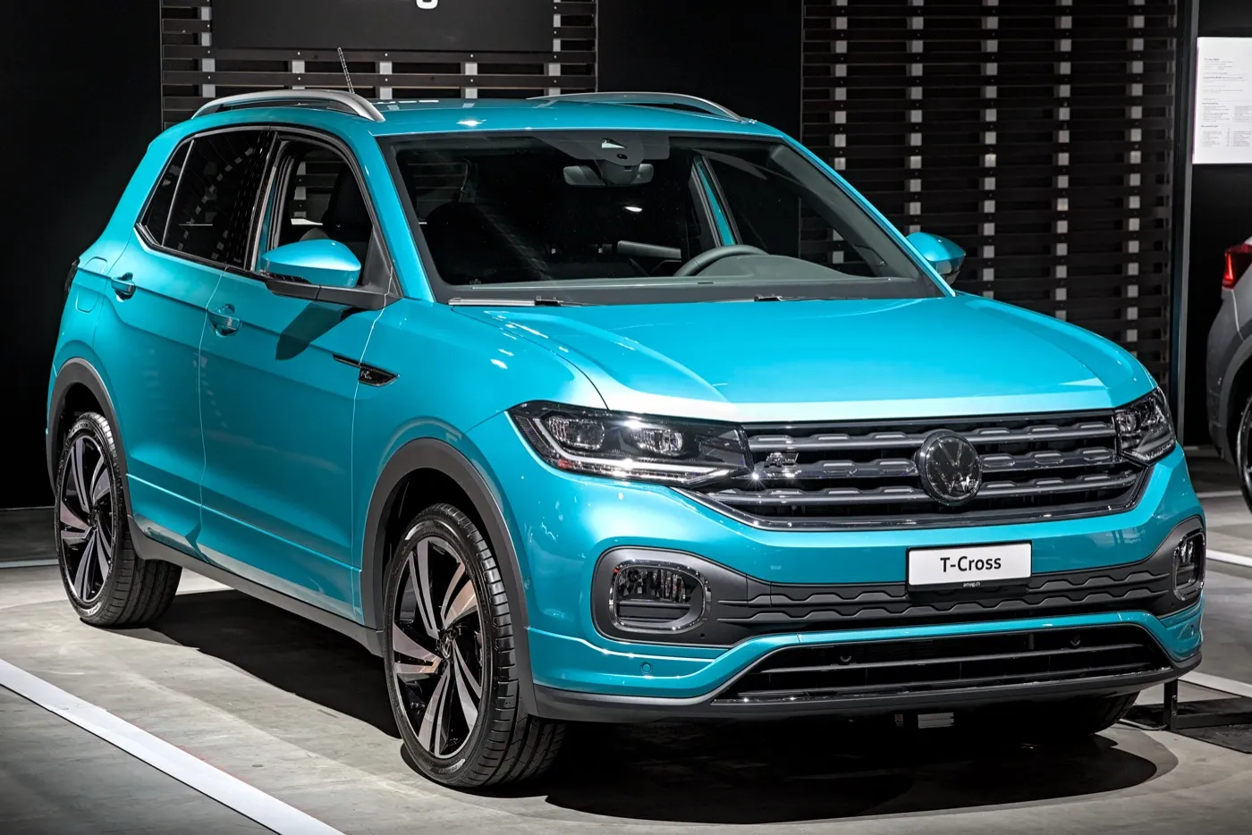 フォルクスワーゲン T-Cross R-Line（欧州仕様）の外観