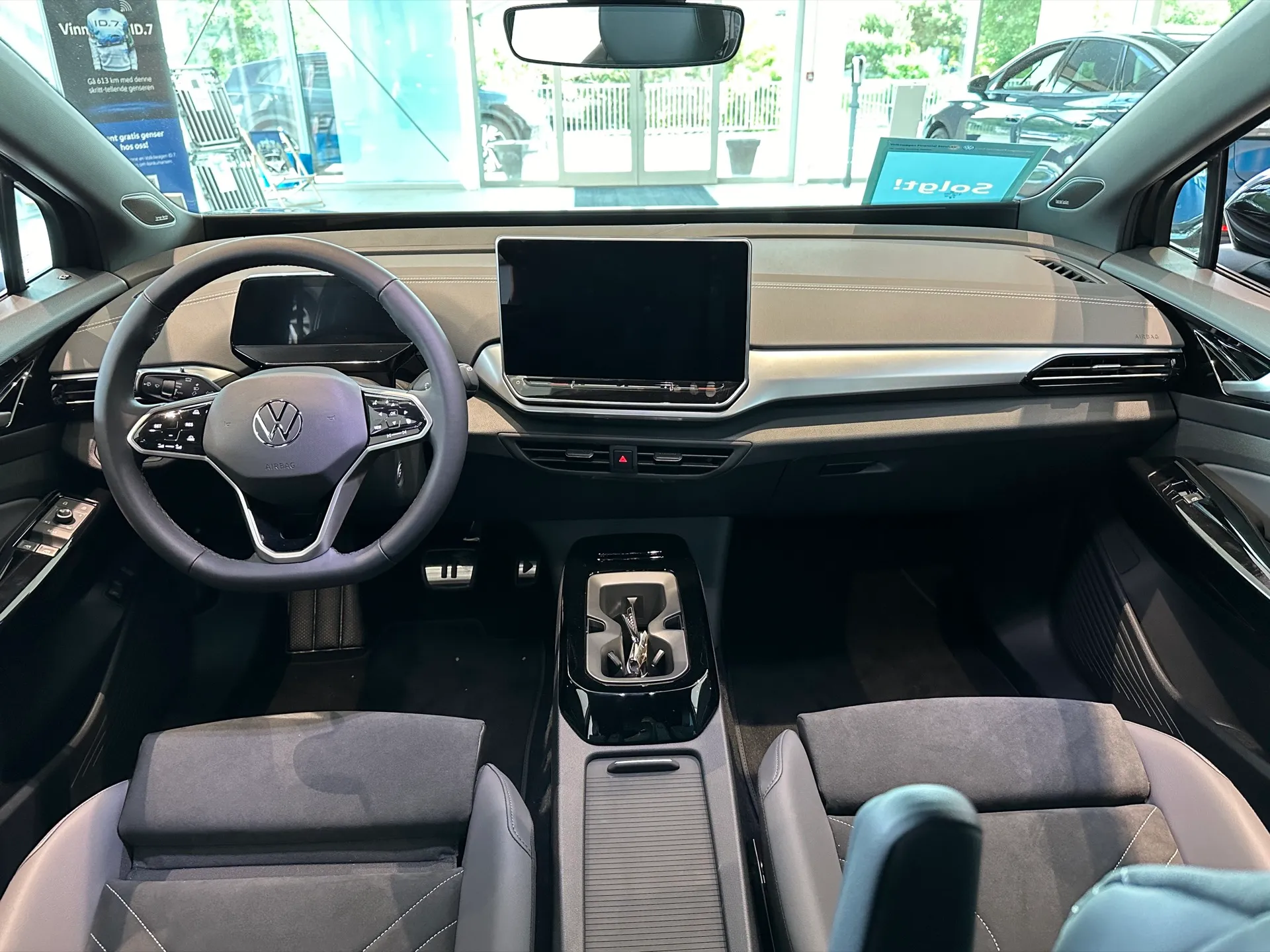 フォルクスワーゲン ID.4の運転席まわり